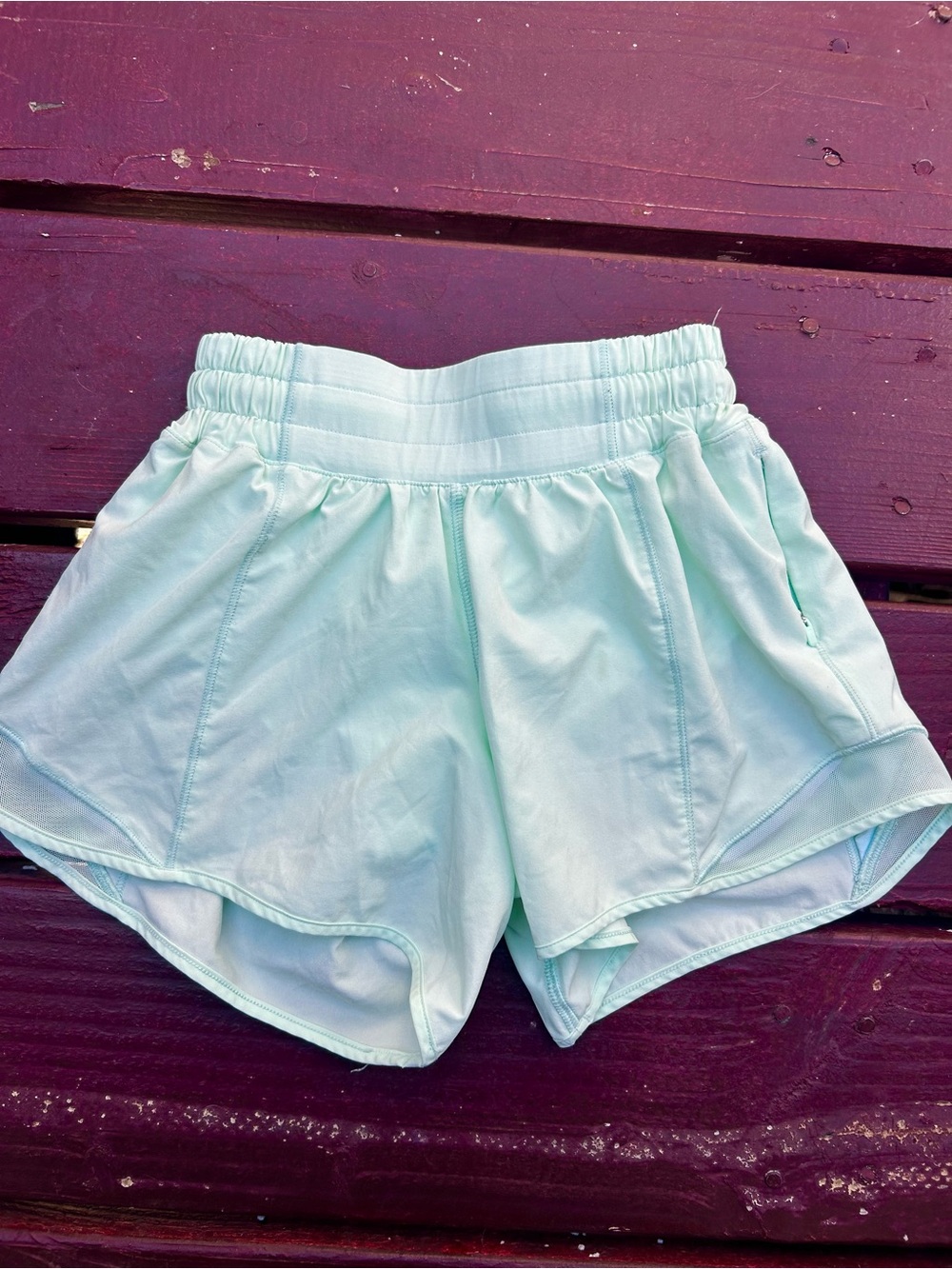 lululemon Mint Hotty Hot 4” Shorts